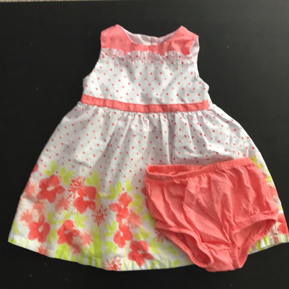 Toddlers girls dress. White and coral floral dress